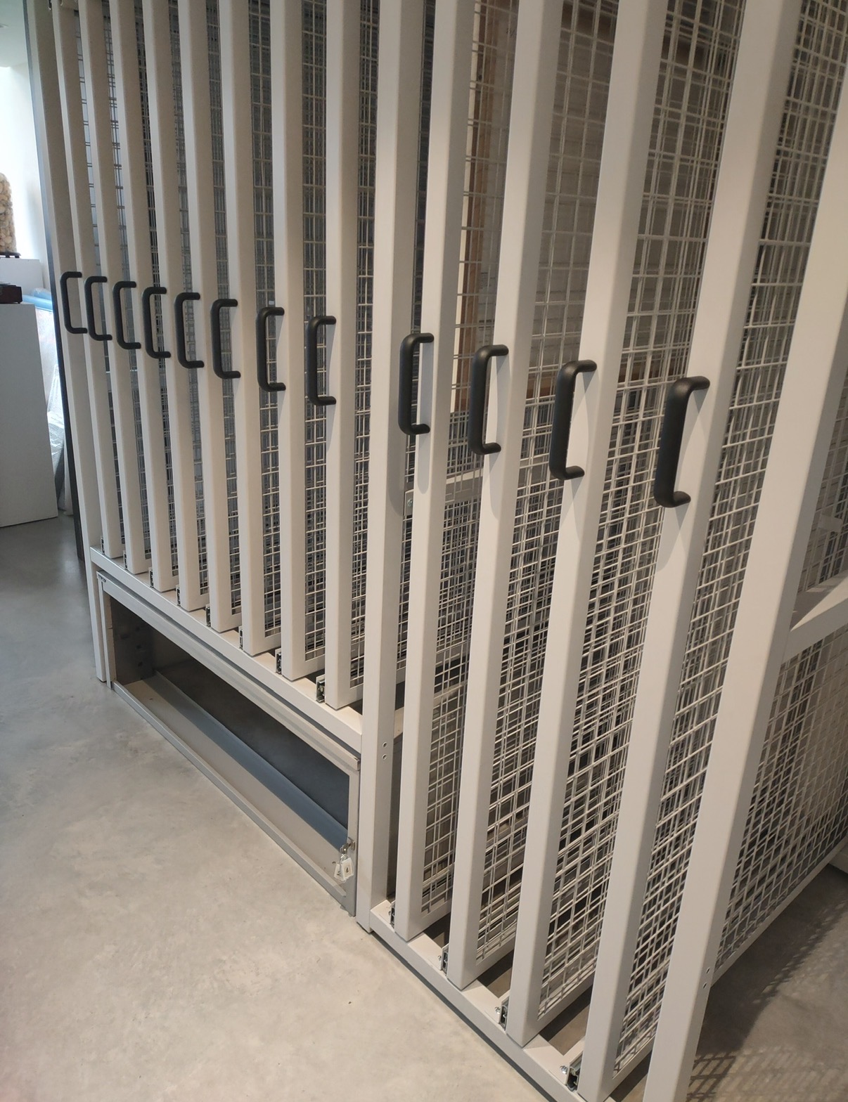 Rackstor UK Ltd picture racking installation — project photograph 1